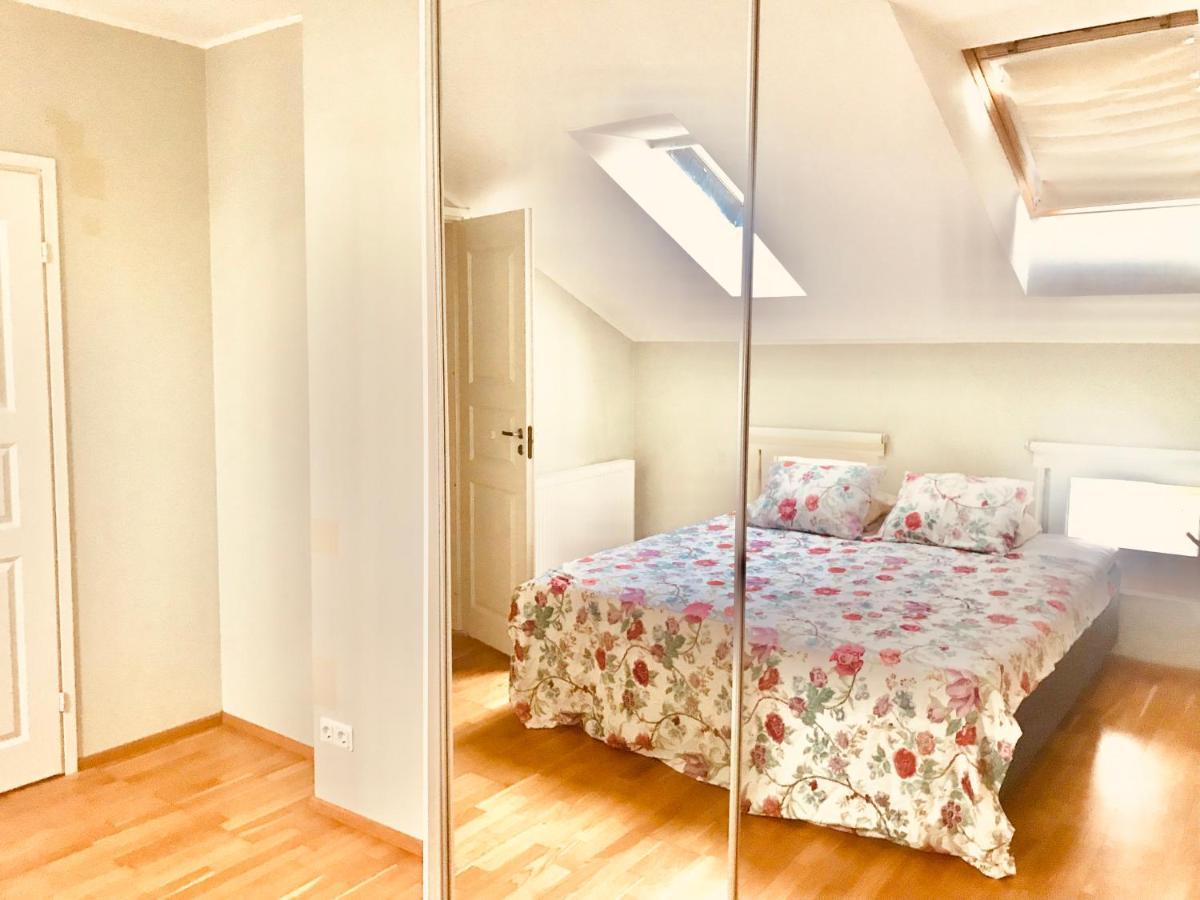 Cozy City Penthouse Apartment, Free Parking Tallinn Exteriér fotografie